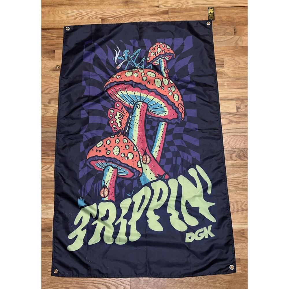 DGK Skateboards Trippin Banner Mushroom Psychedelic NWT 48x29 - Picture 2 of 7